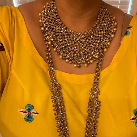 indian Beautiful 3 piece necklace set with mattapati - Picture 6 of 12